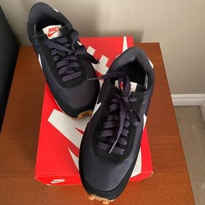 Brand new women’s Nike Daybreak
